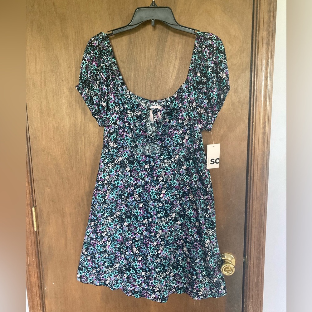 SO dress tie front cut out fit & flare floral puff sleeve dress XL jrs